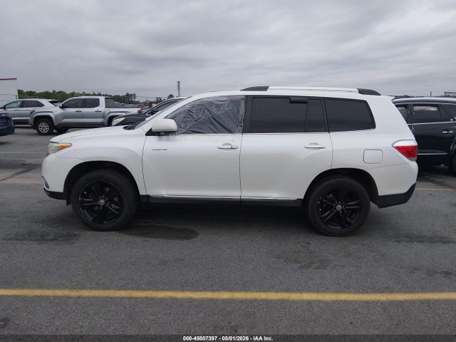 Toyota Highlander Limited V6