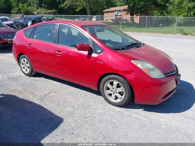 Salvage Toyota Prius Image