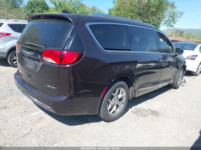 Chrysler Pacifica Limited
