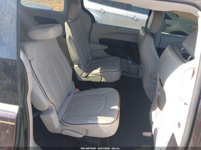 Chrysler Pacifica Limited