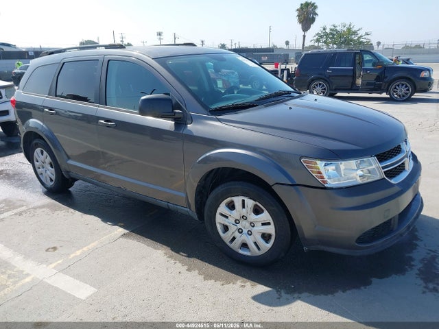Salvage Dodge Journey Image