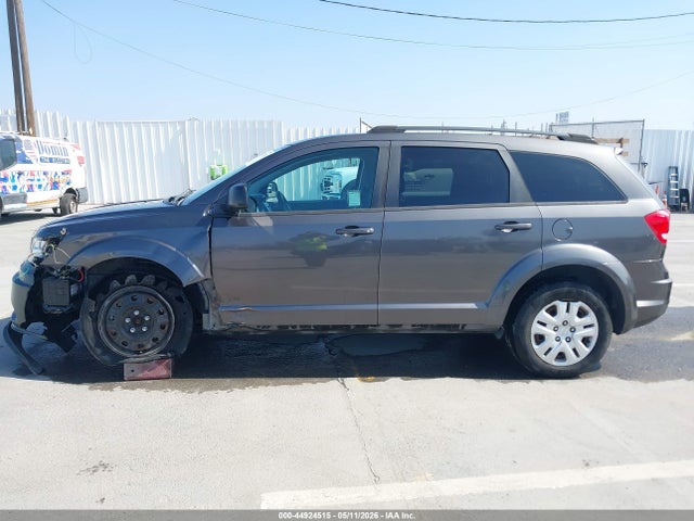 Dodge Journey Se