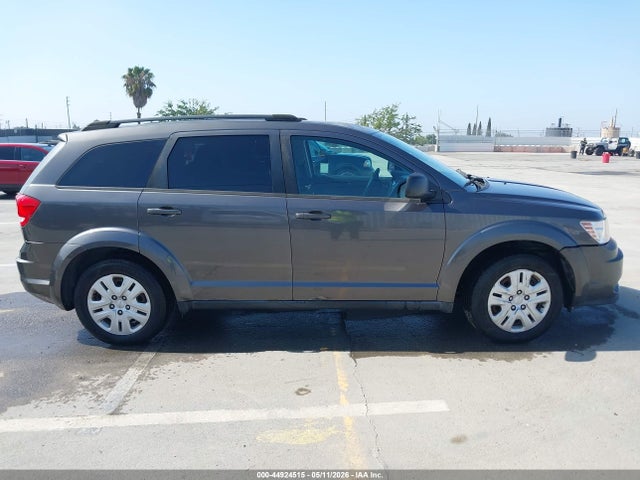 Dodge Journey Se