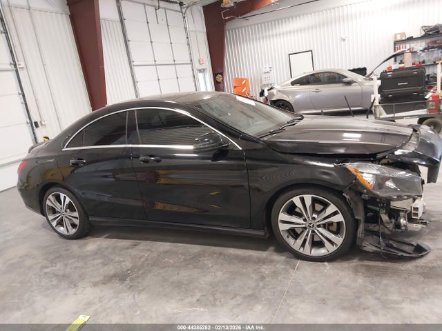 Mercedes-Benz Cla-class 4matic