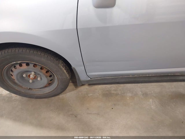 Nissan Versa 1.8 S
