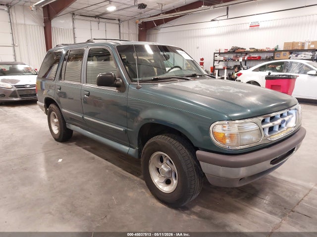 Salvage Ford Explorer Image