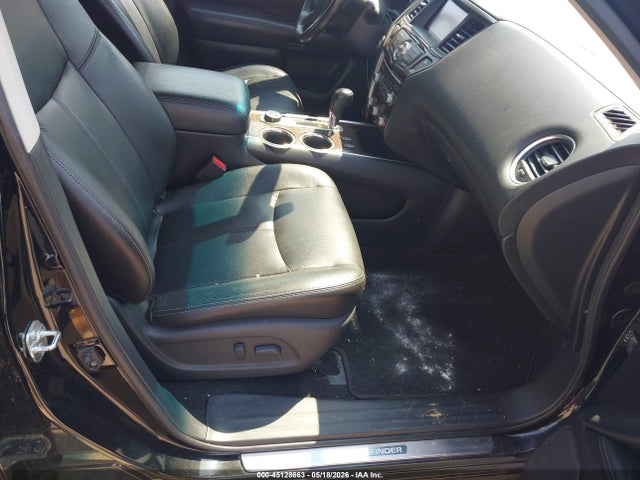 Nissan Pathfinder Sl
