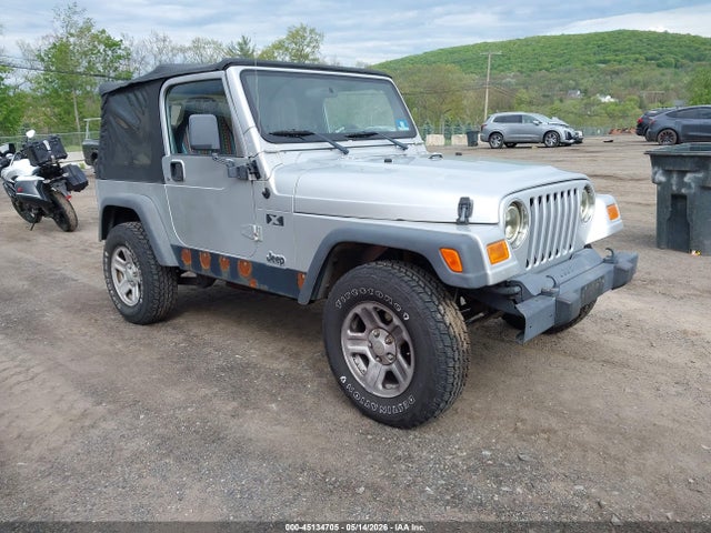 Salvage Jeep Wrangler Image