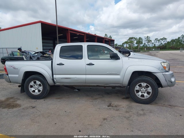 Toyota Tacoma Base V6