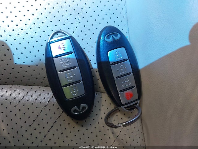 INFINITI G37 Journey