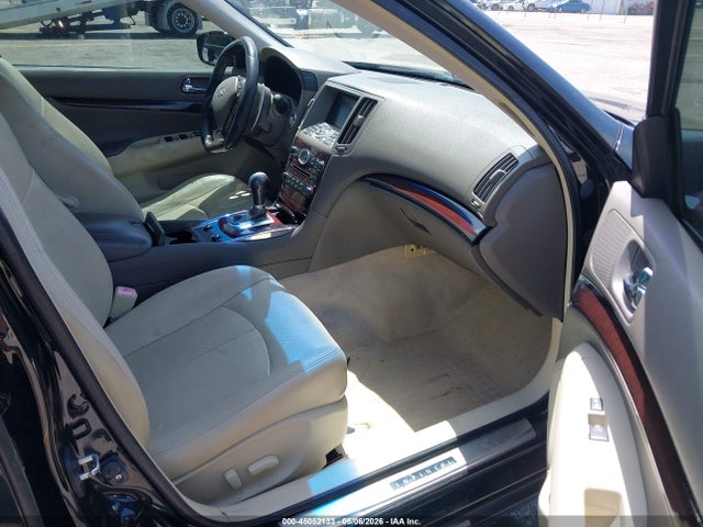 INFINITI G37 Journey