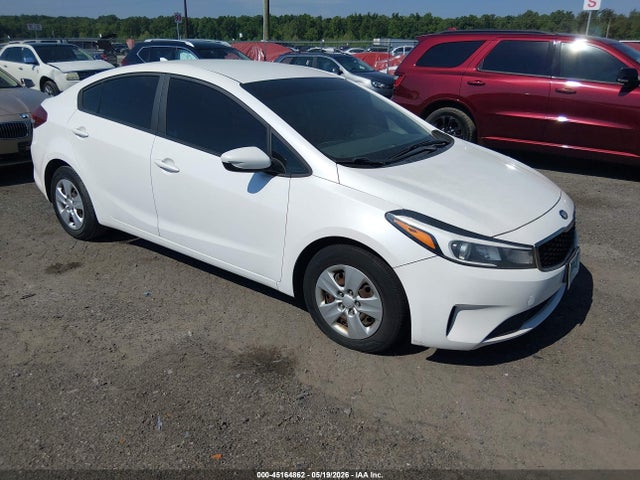 Salvage Kia Forte Image