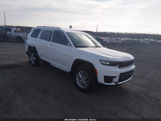 Salvage Jeep Grand Cherokee Image