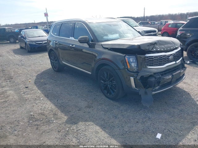 Salvage Kia Telluride Image