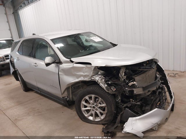 Salvage Chevrolet Equinox Image