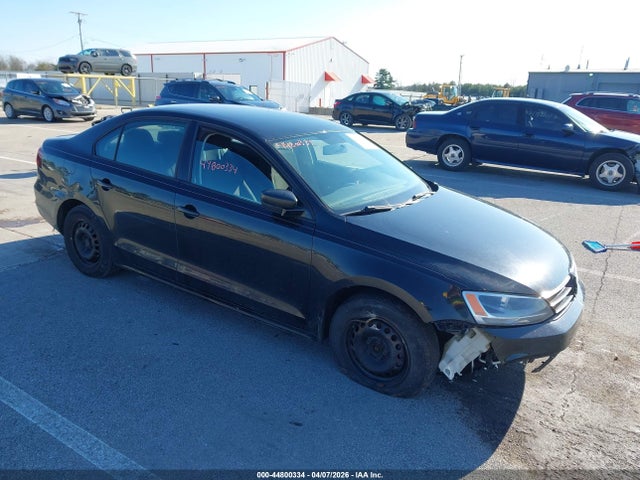 Salvage Volkswagen Jetta Image