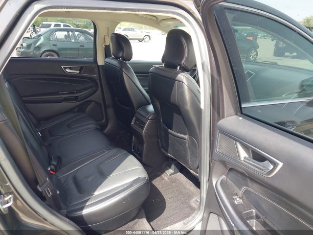 Ford Edge Titanium