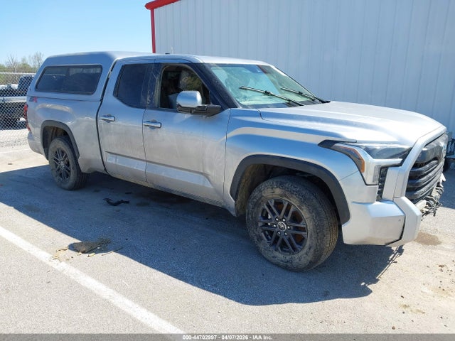 Salvage Toyota Tundra Image