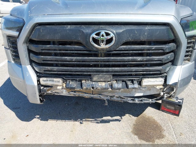Toyota Tundra Sr5