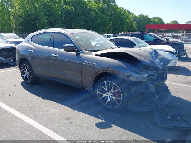 Salvage Maserati Levante Image