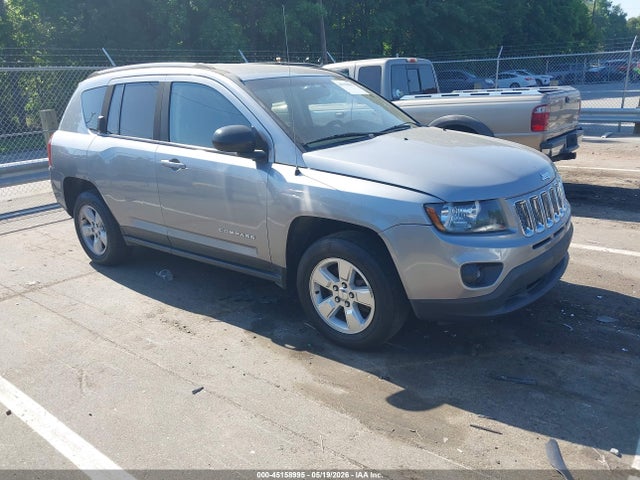 Salvage Jeep Compass Image