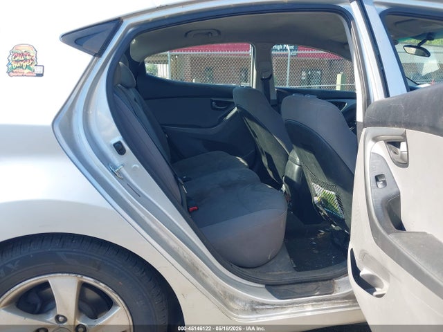 Hyundai ELANTRA Se