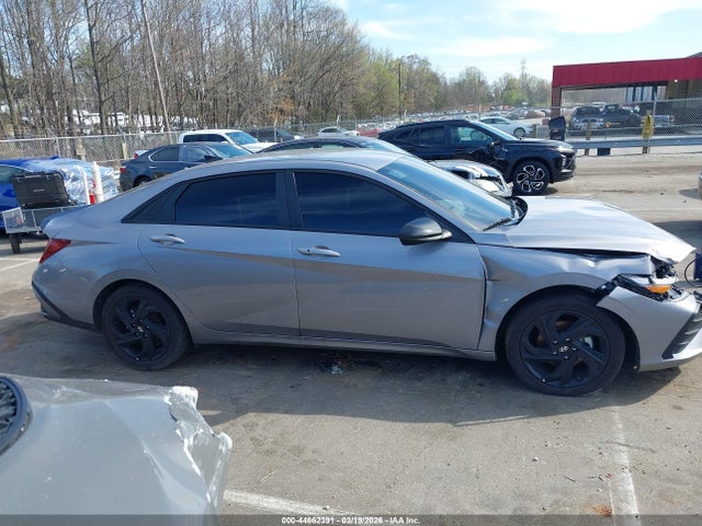 Hyundai ELANTRA Sel Sport