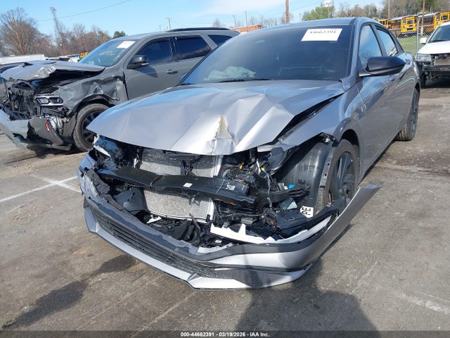 Hyundai ELANTRA Sel Sport