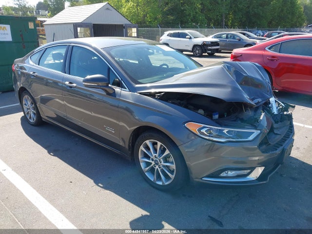 Salvage Ford Fusion Image