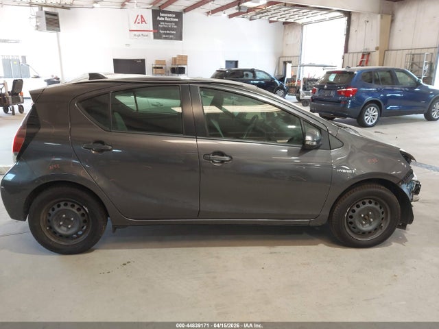 Toyota Prius c One