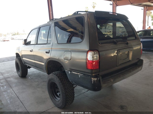 Toyota 4Runner Sr5