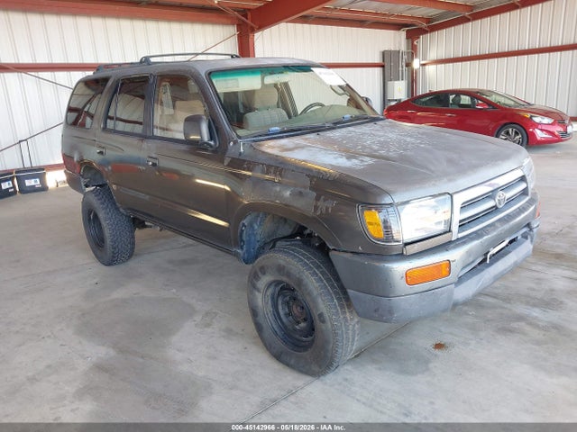 Salvage Toyota 4Runner Image