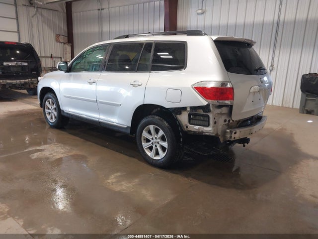 Toyota Highlander Base Plus V6