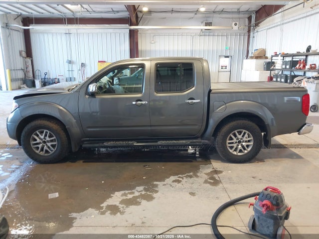 Nissan Frontier Sv
