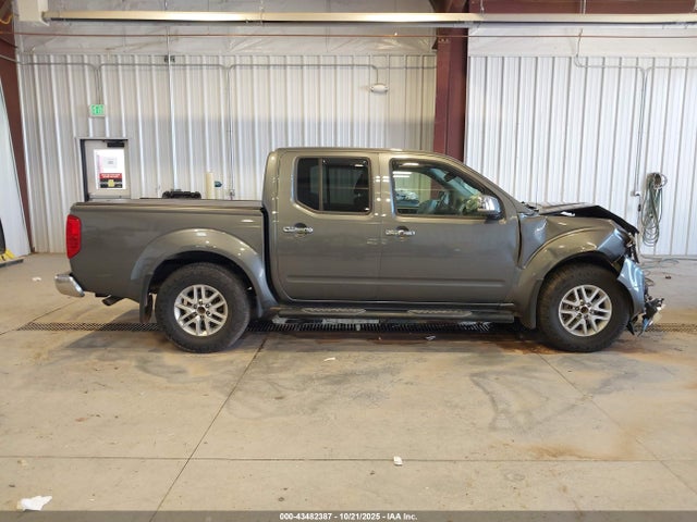 Nissan Frontier Sv