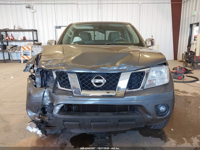 Nissan Frontier Sv