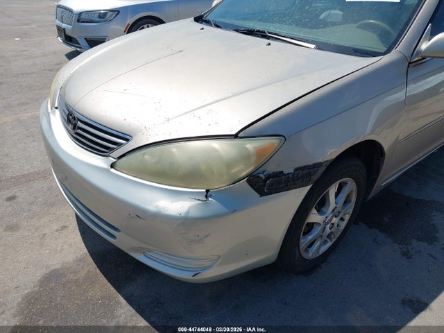 Toyota Camry Xle V6