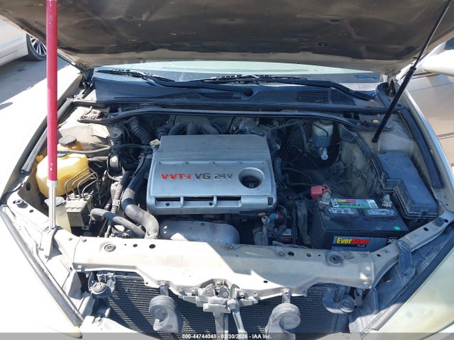 Toyota Camry Xle V6