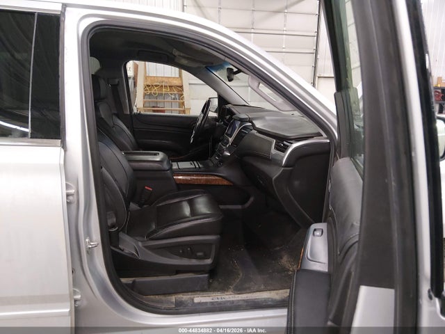 Chevrolet Suburban Premier