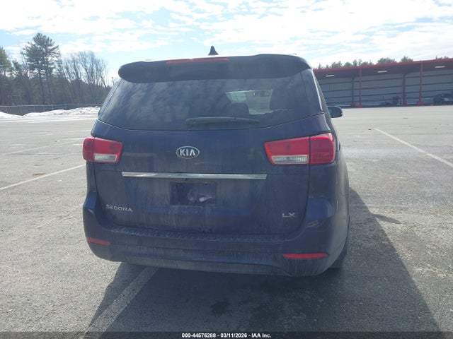 Kia Sedona Lx