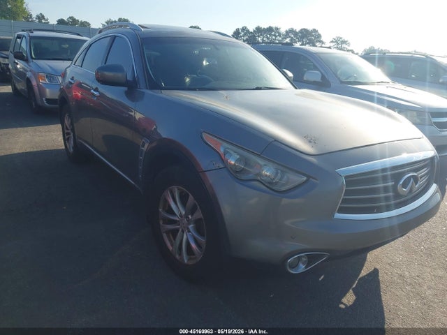 Salvage INFINITI Qx Image
