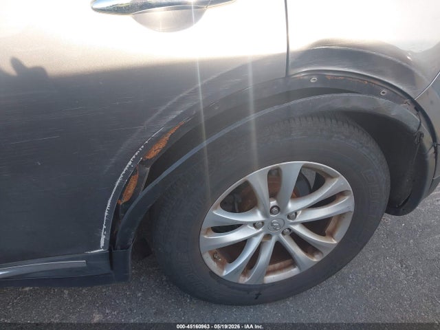 INFINITI Qx