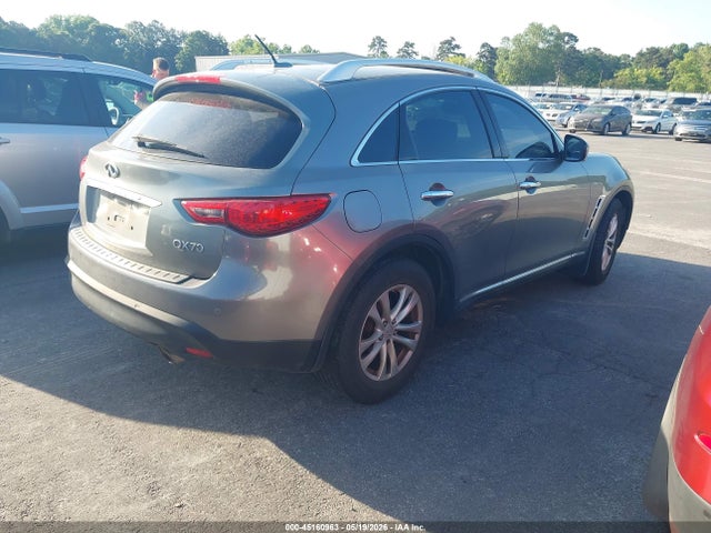 INFINITI Qx