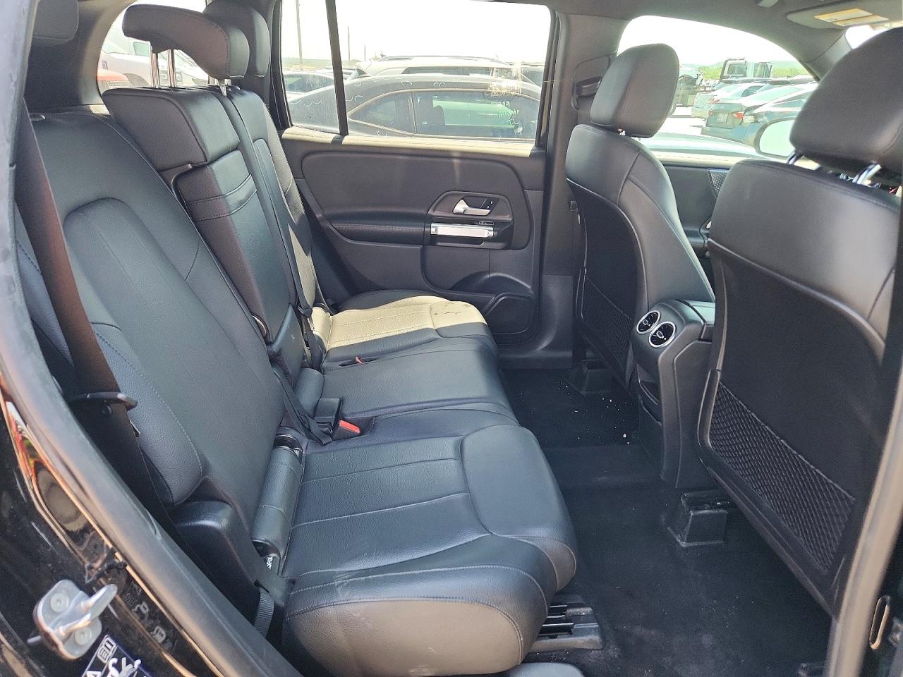 Mercedes-Benz GLB 250