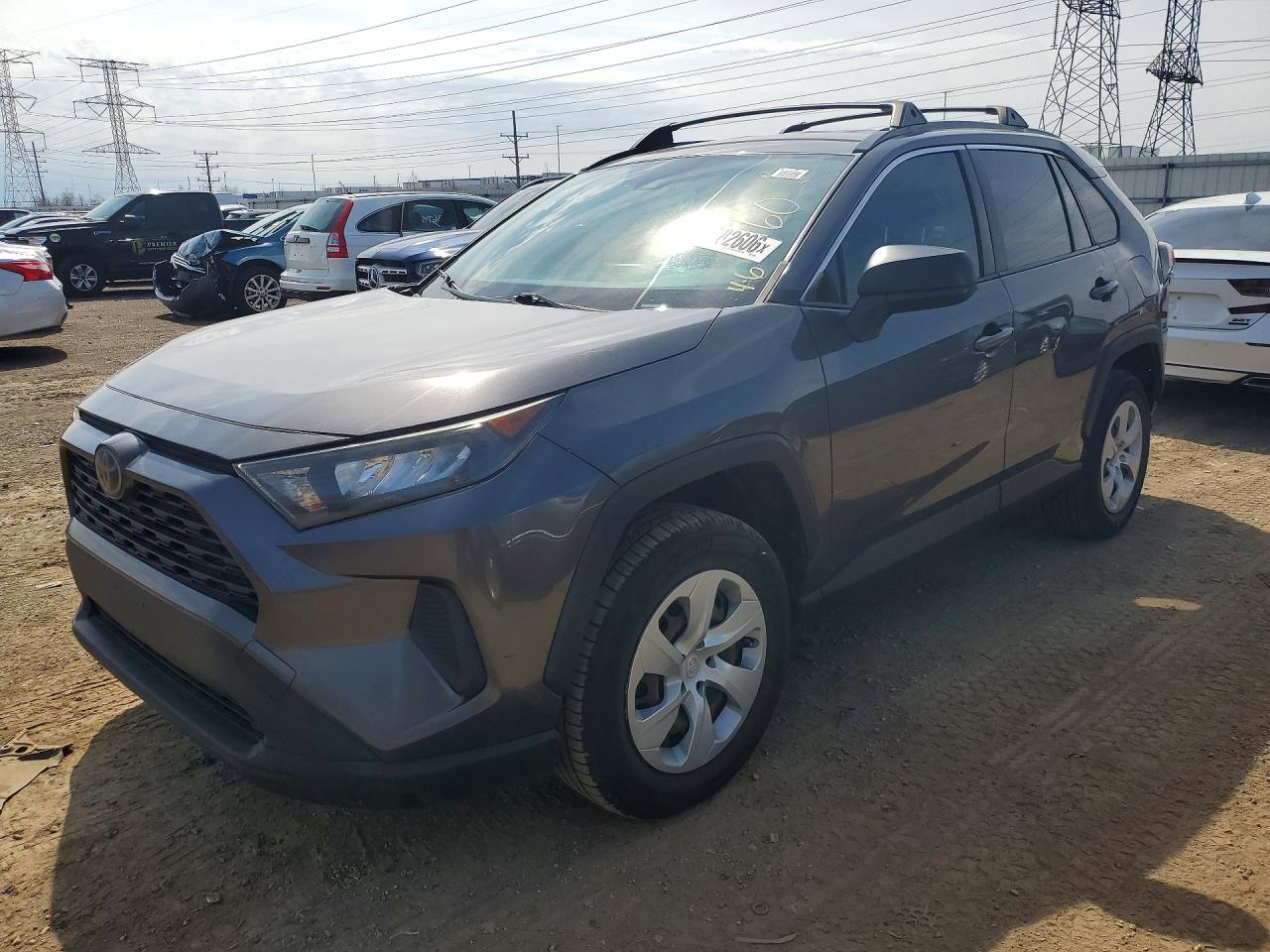 Salvage Toyota RAV4 Image