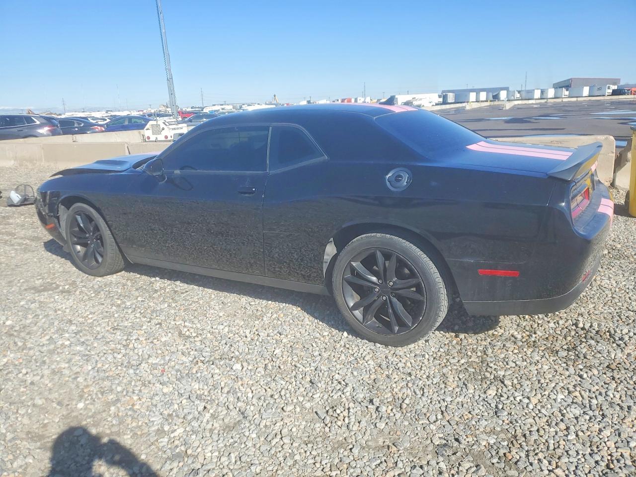 Dodge Challenger Sxt