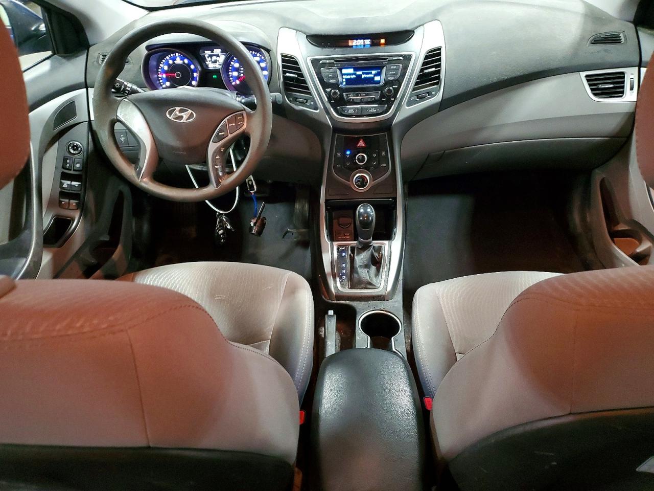 Hyundai ELANTRA Se