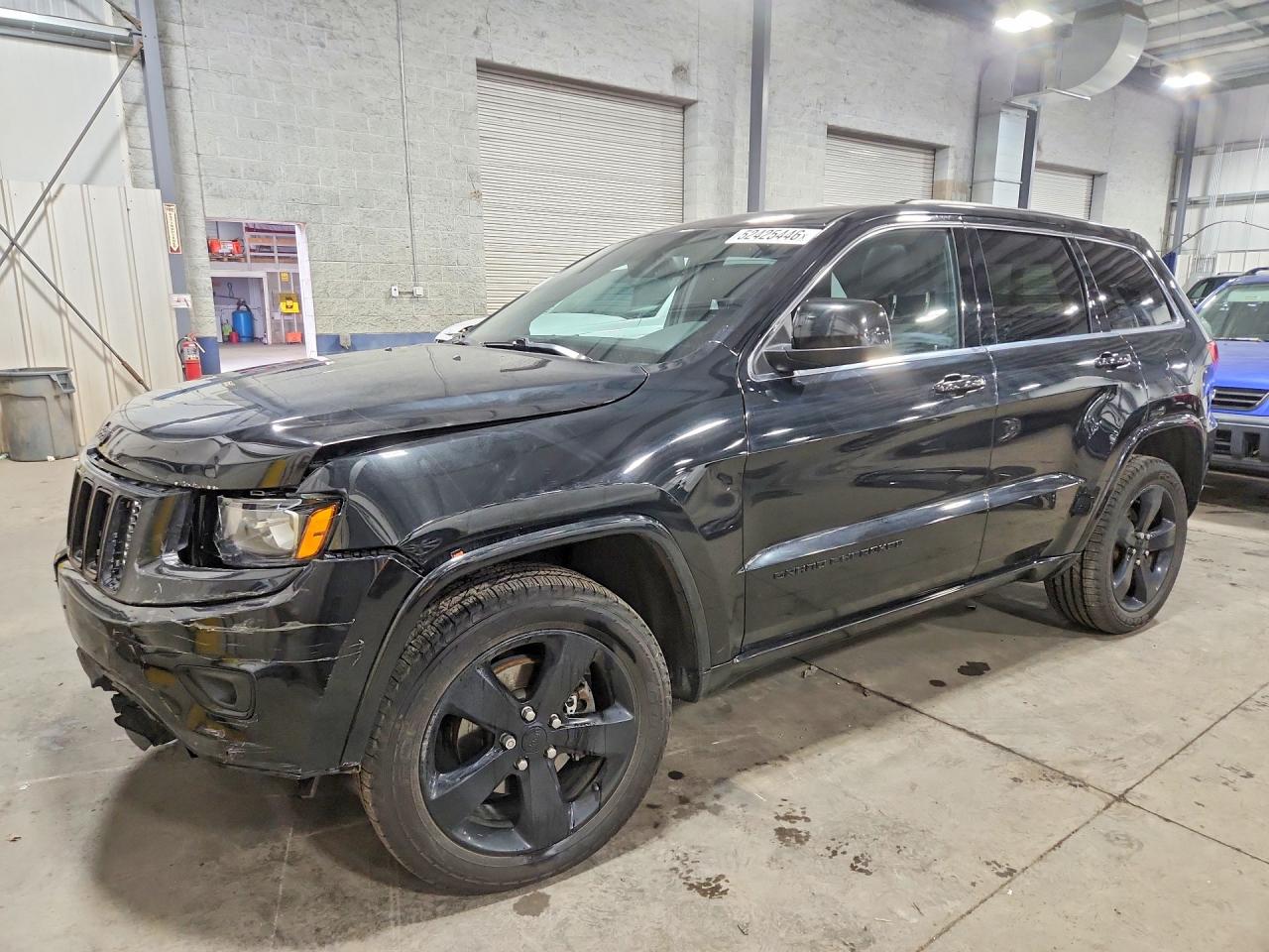 Salvage Jeep Grand Cherokee Image