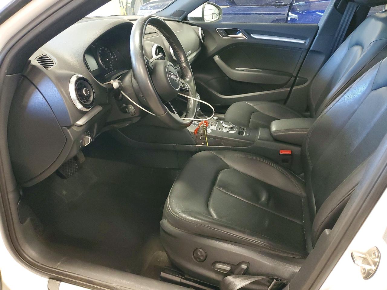 Audi A3 E-tron Premium