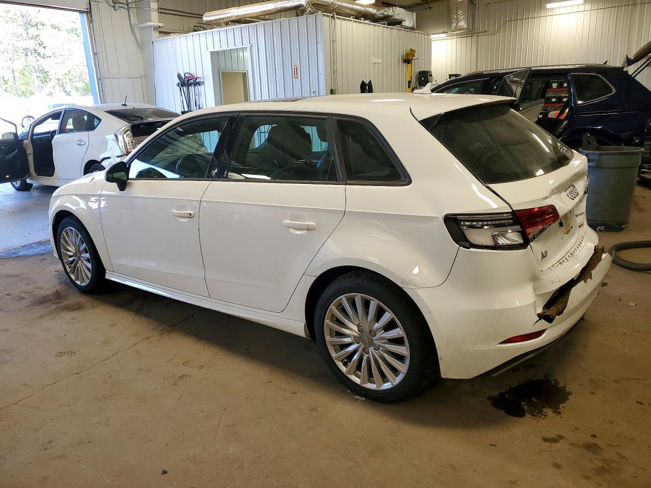 Audi A3 E-tron Premium